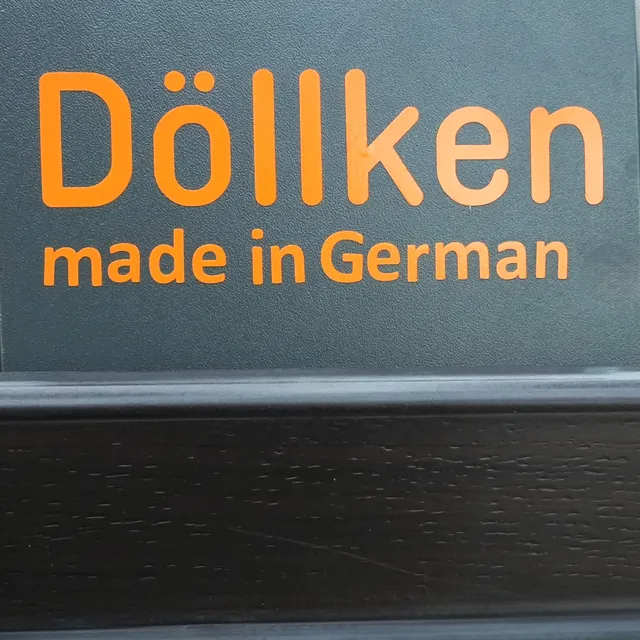Плинтус ПВХ DOLLKEN 162 — 6×2500 мм — Плинтусы (мдф & пвс) в Ташкенте